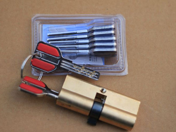 叶城24小时上门开锁公司